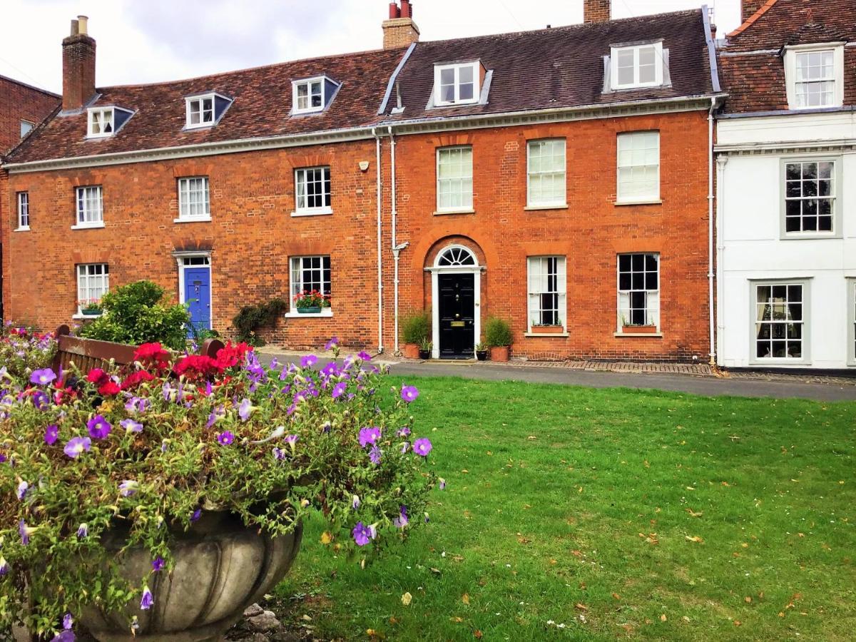Bury St. Edmunds St Mary'S Bed & Breakfast מראה חיצוני תמונה